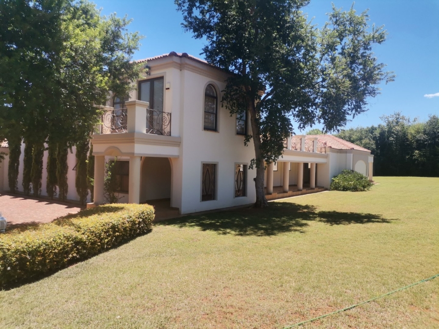 4 Bedroom Property for Sale in Wilkoppies North West
